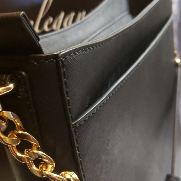 Michael Kors Hamilton Medium Leather Messenger Cro - Picture 5 of 8